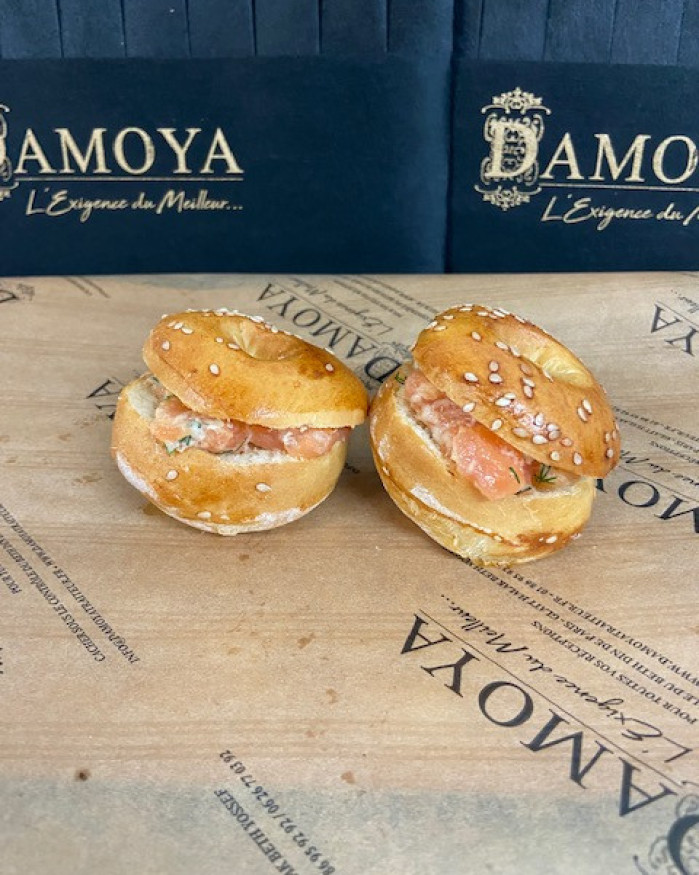 Mini bagel saumon mayo aneth – 24 pièces