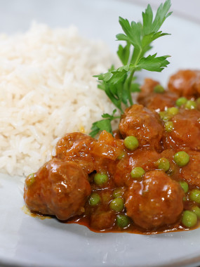 Mini Boulettes de Viande petit pois & carottes, Riz safrané 